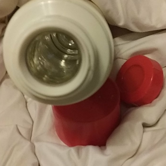VINTAGE thermos. Red and black retro!! - Picture 2 of 2
